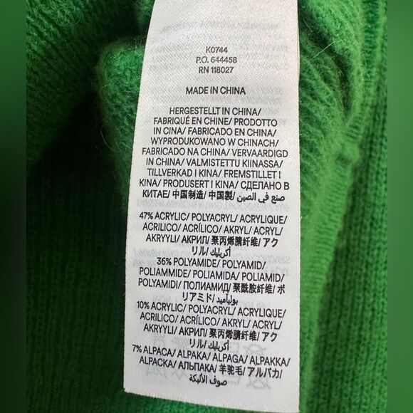 Boden V-Neck Cropped Knit Cardigan Green Size M Soft Lightweight - Picture 3 of 4